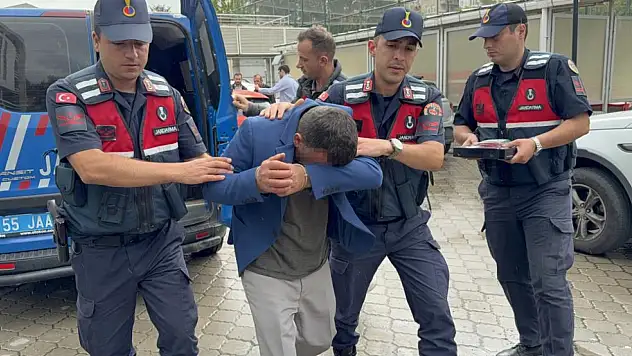 Eşini öldüren koca adliyede