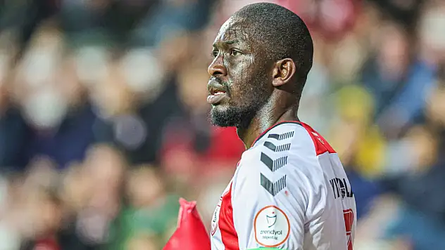 Eski Samsunsporlu Yıldız Moryké Fofana, Sakaryaspor ile Anlaştı!