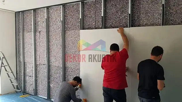 Ev ve Ofislerde Sessiz Konforun Sırrı: Bariyerli Bondex Süngerle Ses Yalıtımı