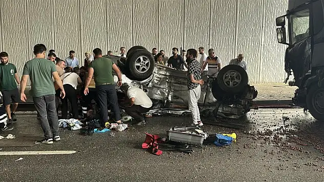 Feci kaza 3 ölü, 4 yaralı