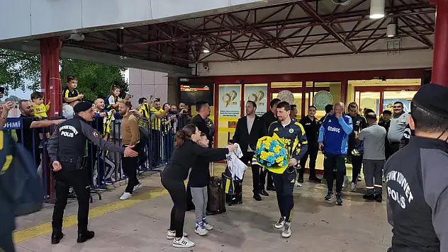 Fenerbahçe kafilesi Samsun'a indi