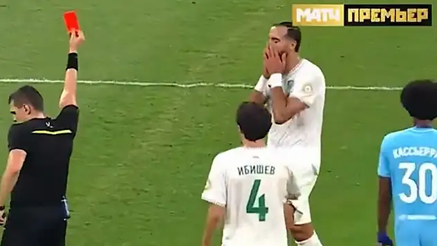 Formayı verdi, kart iptal olunca geri aldı: Rusya'da sahalara damga vuran an