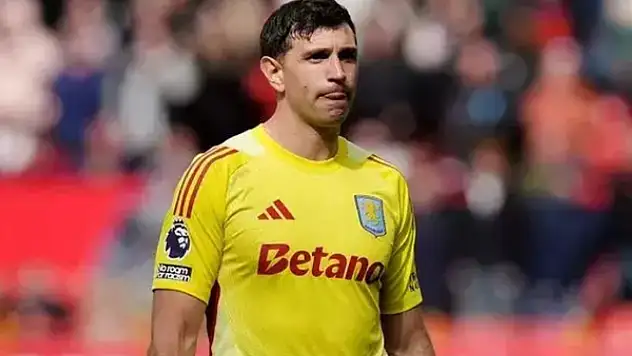 Galatasaray'a yıldız kaleciden kötü haber