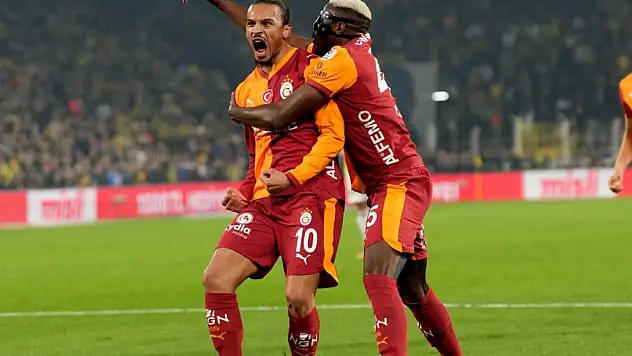 Galatasaray Derbide İlk Yarıyı Önde Kapattı!