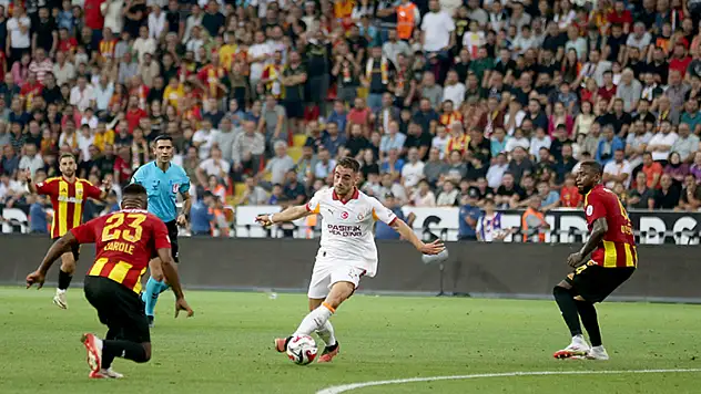 Galatasaray son 14 resmi maçı kazandı