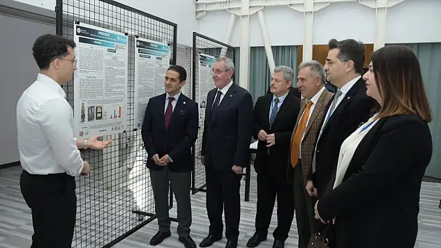 Gençler uluslararası fırsatlarda buluşuyor