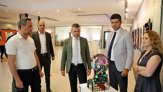 Geri dönüşüm ve sanat el ele verdi