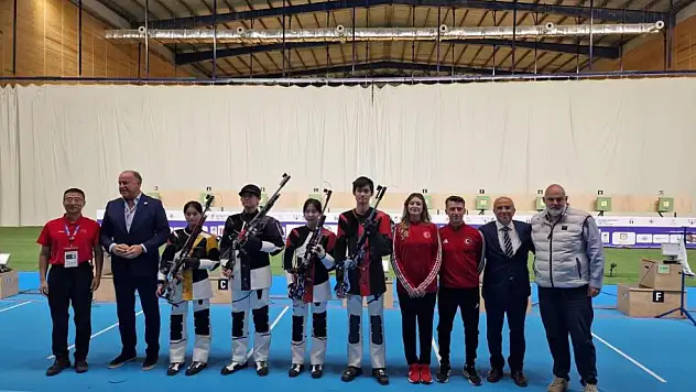 Havalı tüfek karışık takımından tarihi madalya