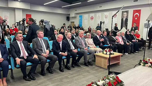 'Her çocuk keşfedilmeyi bekleyen bir dünyadır'