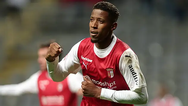 İheanacho olmadı, hedefte Simon Banza var