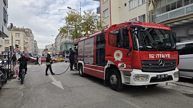 İlkadım'da çöp konteyneri yangını