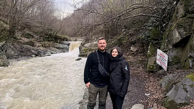 İngiltere'den Yola Çıktılar, Alaçam'da Mola Verdiler: Hedef Vietnam