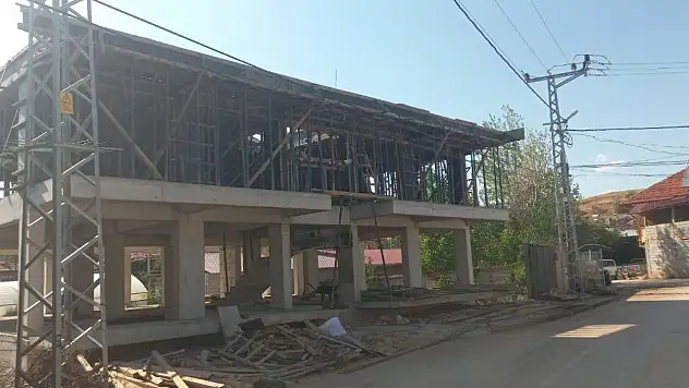 İnşaat ustası elektrik akımına kapıldı, hayatını kaybetti