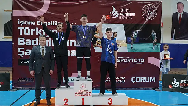 İşitme Engelliler Badminton'da final oynandı