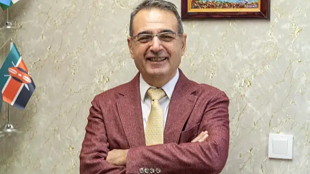 İşitme kaybı beyindeki olumsuz etkileriyle nörolojik sonuçlar doğurabiliyor