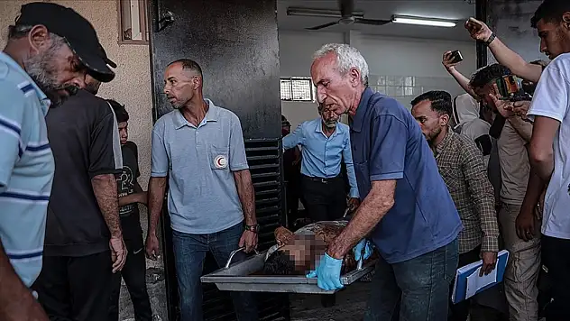 İsrail Gazze'yi bombalamayı sürdürüyor