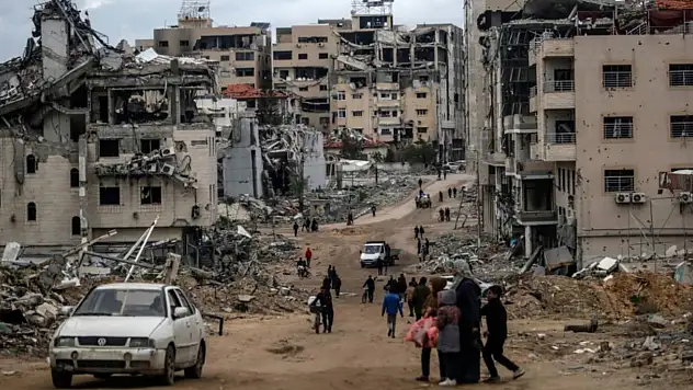 İsrail'in Gazze'ye düzenlediği saldırılarda can kaybı 65 bin 926'ya yükseldi.