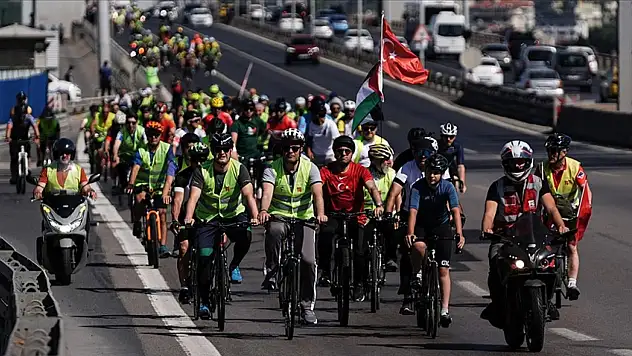 İstanbul'da bisiklet turu düzenlendi
