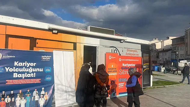 İstihdam ve Kariyer Merkezi mobil aracı hizmet verdi