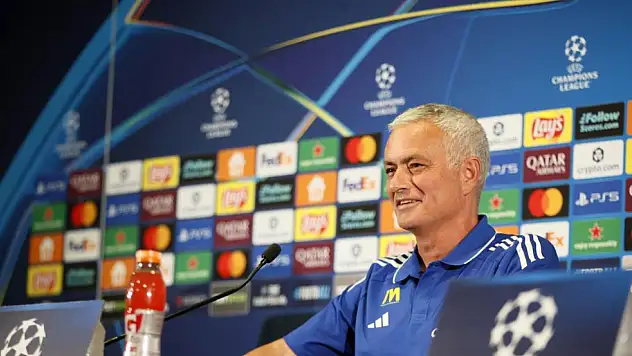 Jose Mourinho: 'İki maç sonunda lig aşamasına kalmayı hedefliyoruz'