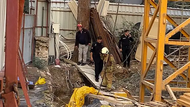 Kadıköy'de 60 yaşındaki işçi inşattan düştü