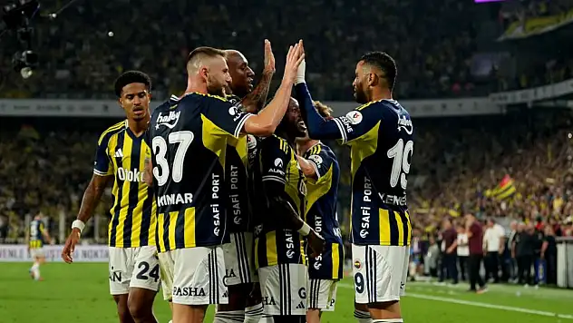 Kadıköy'de kritik zafer: Fenerbahçe Trabzonspor'u devirdi