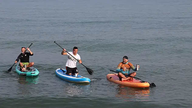 Karadeniz'de kürek sörfü yaygınlaşıyor