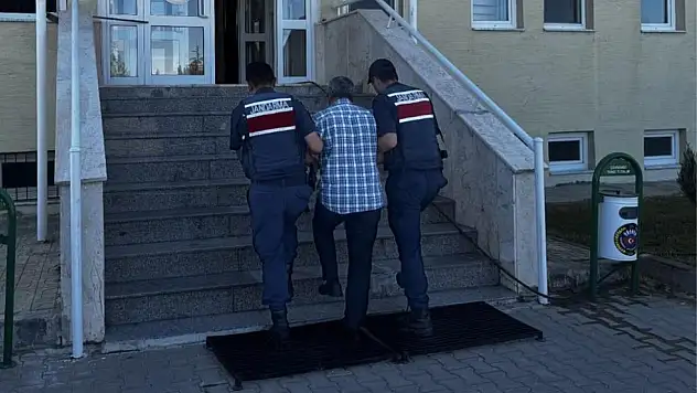 Kesinleşmiş hapis cezası bulunan FETÖ'cü eski polis yakalandı