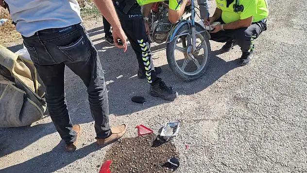 Plakasız motosiklet devrildi