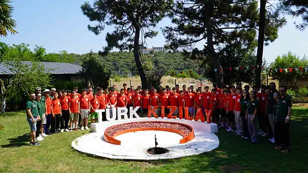 Kızılay, 53 ilden gençleri ağırlıyor