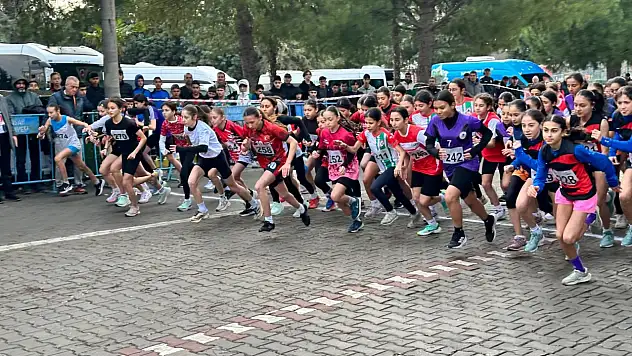 Kros sporcuları Türkiye Şampiyonası için ter döktü