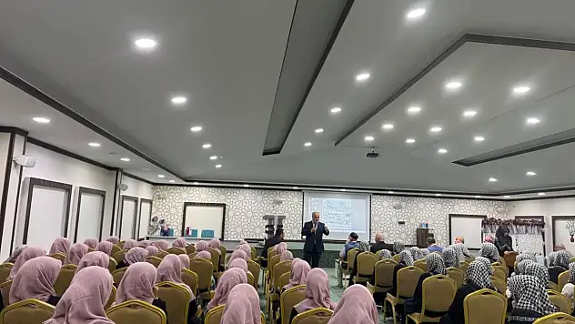 Kur'an Kurslarında Manevi Eğitim Vurgusu