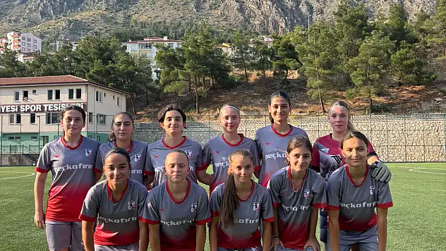 Kuzeyin Yıldızları Turnuvası'nda Dostluk Kazandı