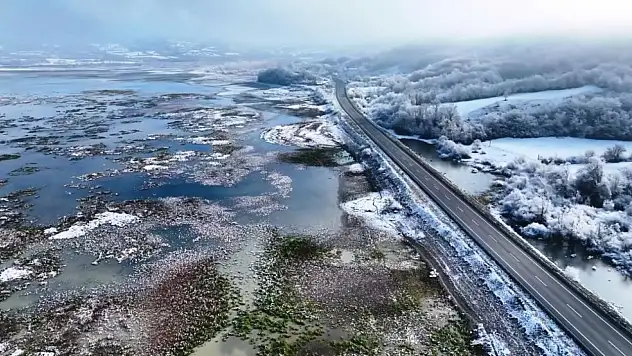 Ladik Gölü'nün göz kamaştırıyor