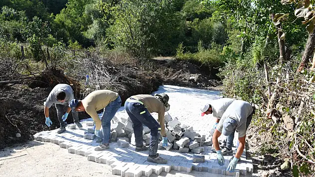 Ladik'te modern yaşam için kilit parke atağı