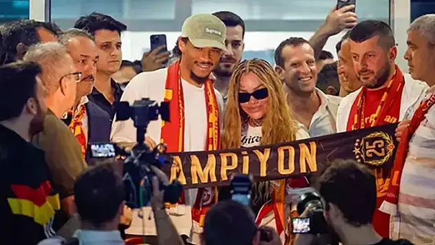 Leroy Sane İstanbul'a geldi