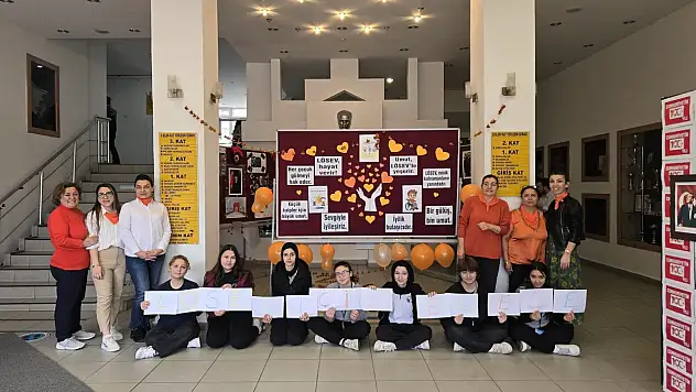 Lise Öğrencilerinden LÖSEV'e destek