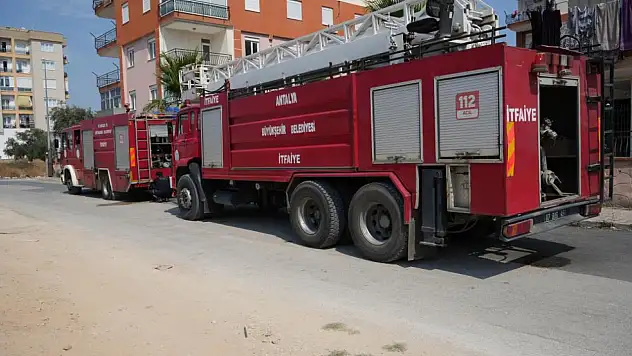 Madde bağımlısı genç, site sakinlerine kabusu yaşattı