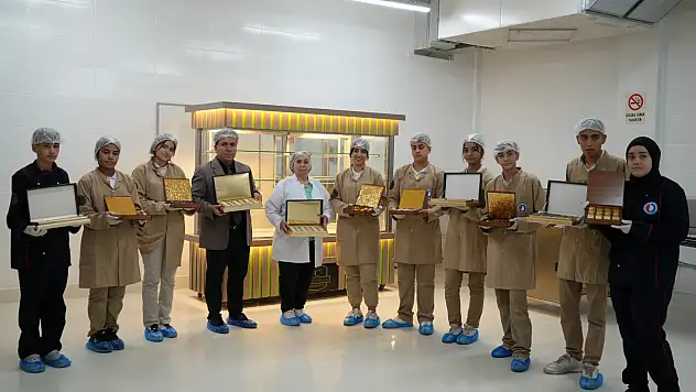 Meslek lisesinden 3 milyon TL ciro