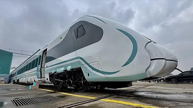 Milli Hızlı Tren güneş enerjisiyle üretiliyor