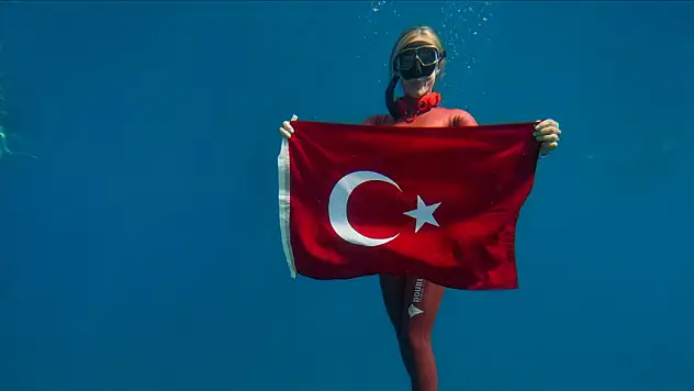 Milli sporcu Ercümen antrenmanlarını Kaş'ta sürdürdü