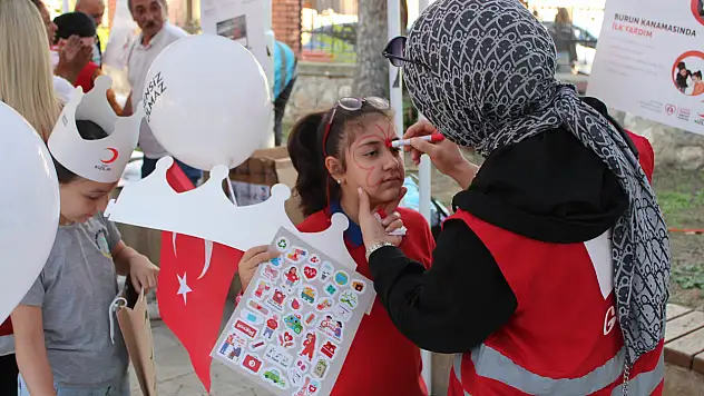 Minikler Kızılay'ı yakından tanıdı