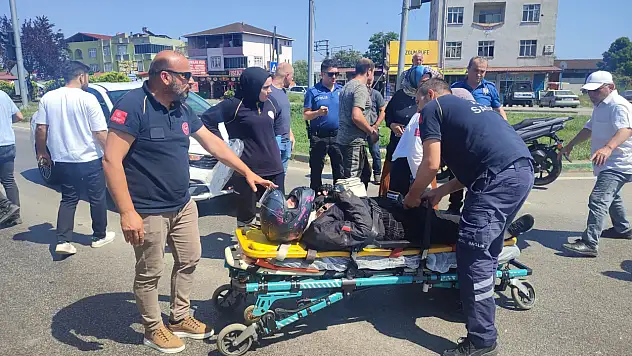 Motosiklet sürücüsü yaralandı
