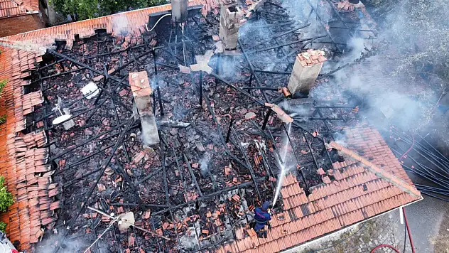 Müstakil evin tandırında yangın paniği