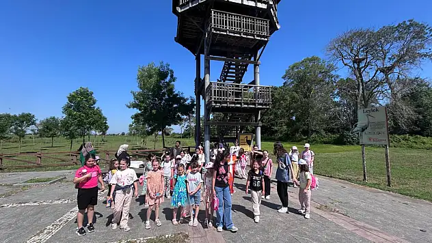 Öğrenciler Kuş Cenneti'ni gezdi