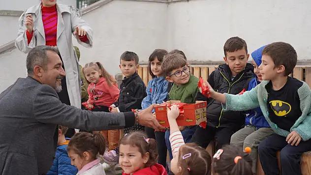Öğrenciler sokak hayvanları merkezini ziyaret etti