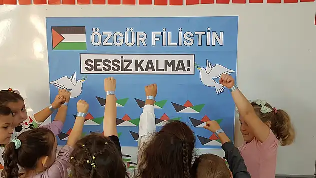 Öğrencilerden Filistin'e destek etkinlikleri