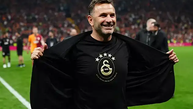 Okan Buruk 2 ismin biletini kesti