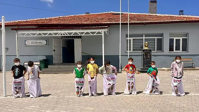 Okuldan uluslararası başarı