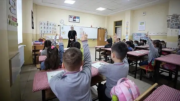 Okullar Ne Zaman Tatil Olacak? Ders Zili Ne Zaman Çalacak?